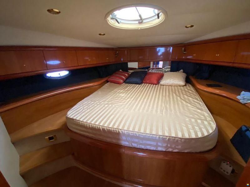 Sunseeker Camargue 50