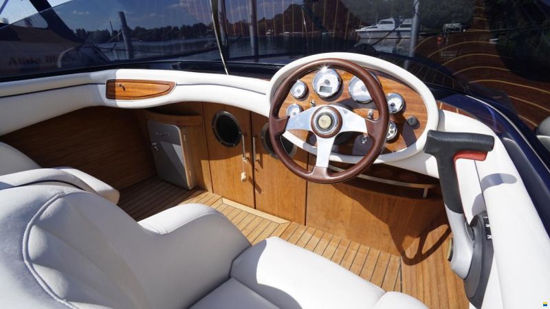 Frauscher St. Tropez  757