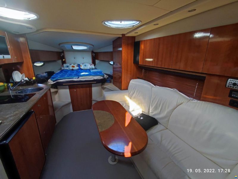 Cruisers 330