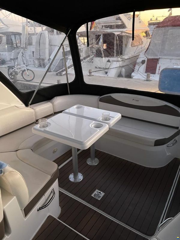 Cruisers 330