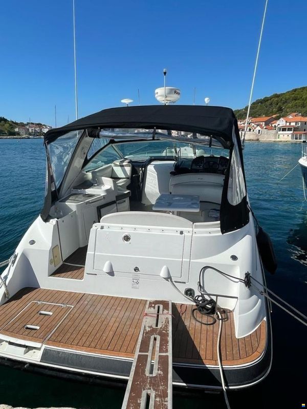 Cruisers 330