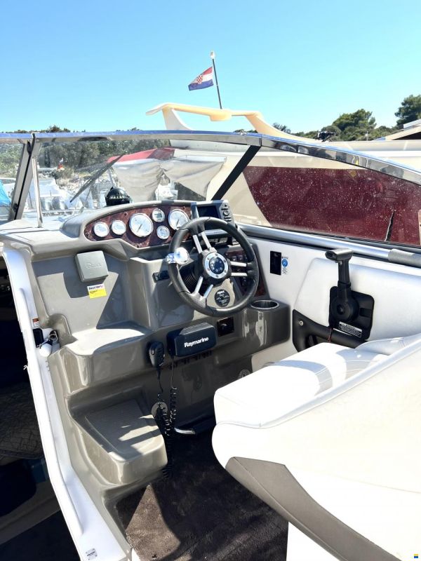 Regal 2565