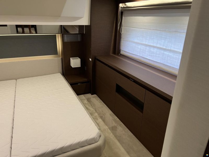 Prestige 460