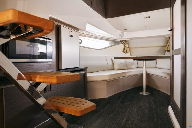 Sea Ray Sundancer (DAE) 320 (NEU auf Bestellung)