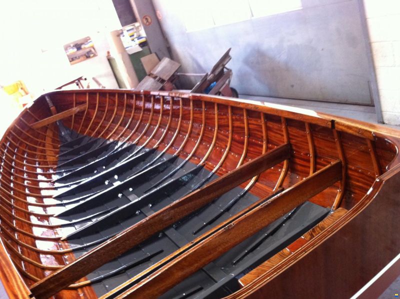 A. Mostes Holzboot