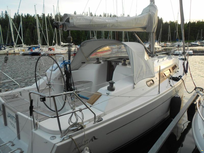 Hanse 320