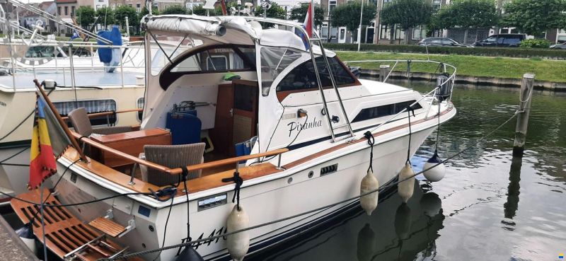 Trojan 25 Express