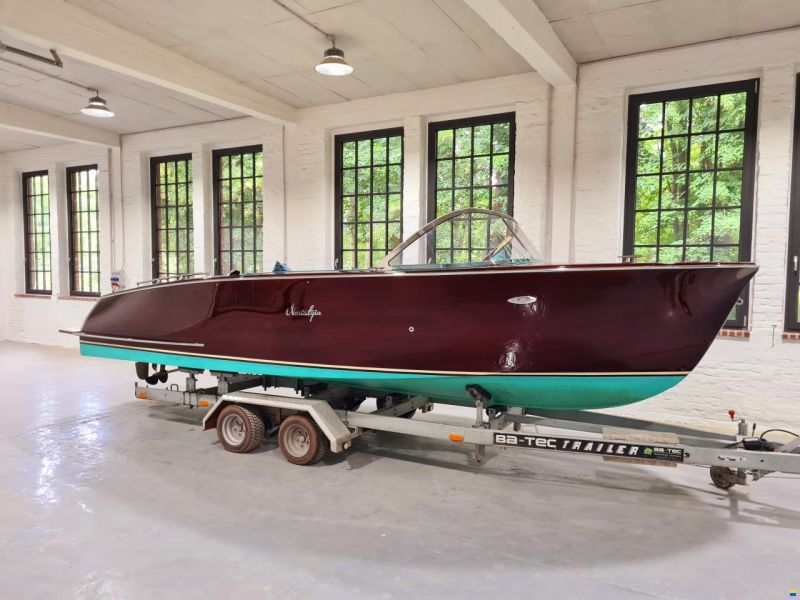 Nostalgia Lago 660