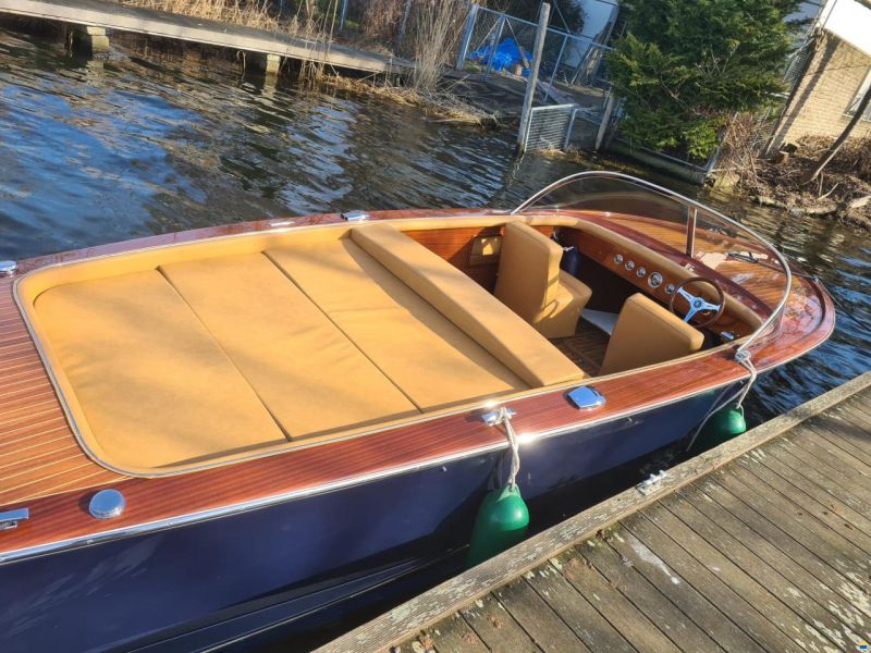 Nostalgia Lago 660