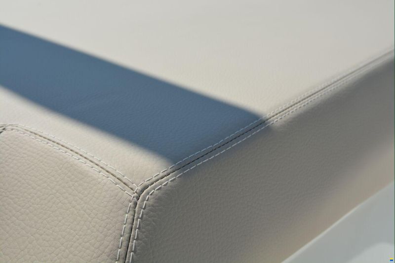 Cranchi Endurance 30