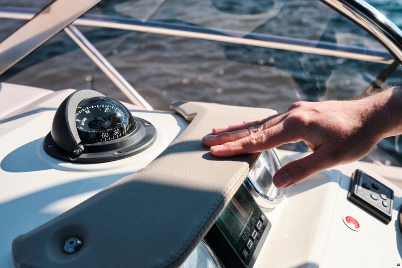 Cranchi Endurance 30