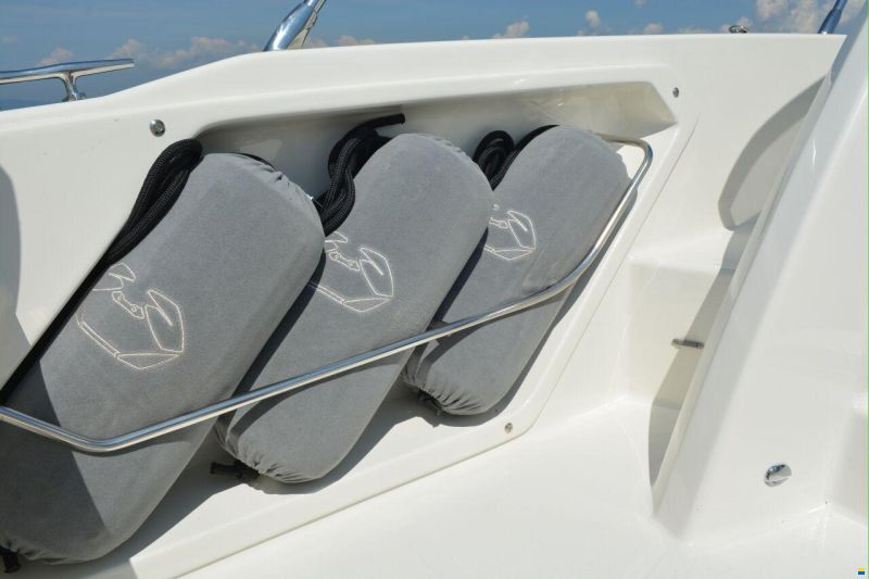 Cranchi Endurance 30