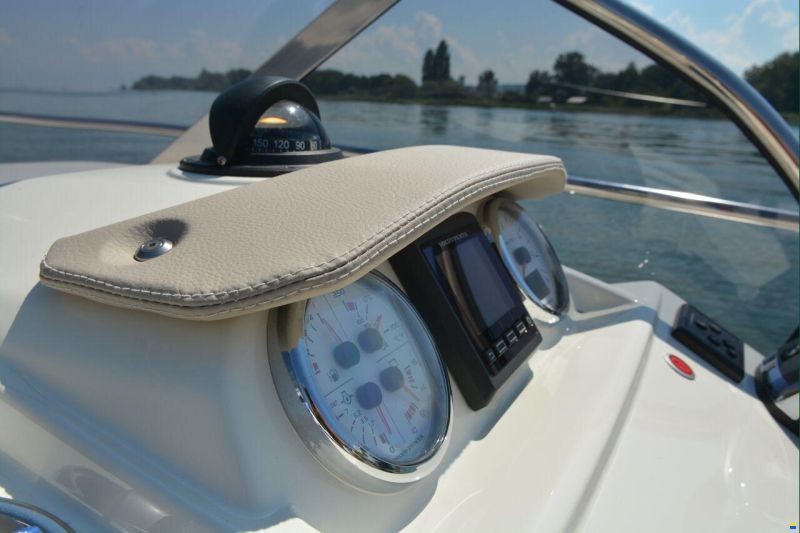 Cranchi Endurance 30