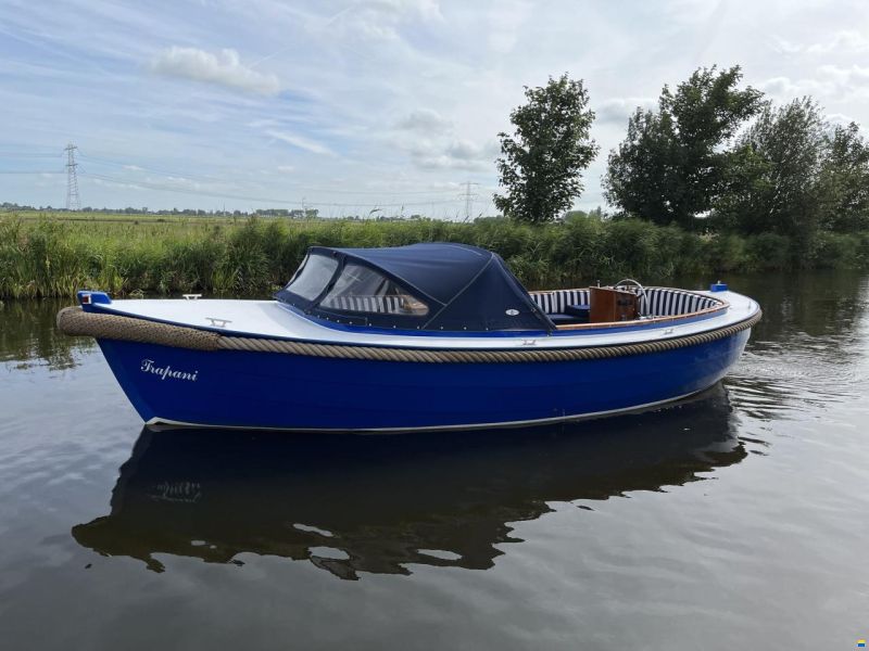 Sloep Van Seinen ( 200 Uur) Marine 800