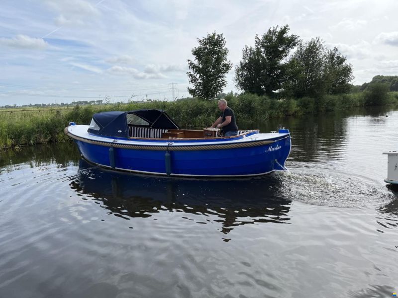 Sloep Van Seinen ( 200 Uur) Marine 800