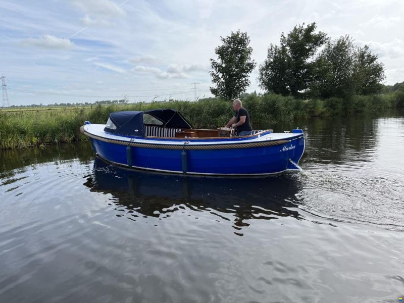 Sloep Van Seinen ( 200 Uur) Marine 800