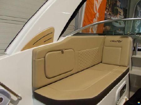 Sea Ray Sundancer (DAE) 265 & Trailer