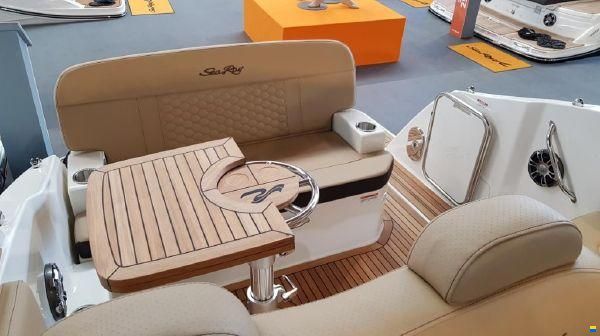 Sea Ray Sundancer (DAE) 265 & Trailer