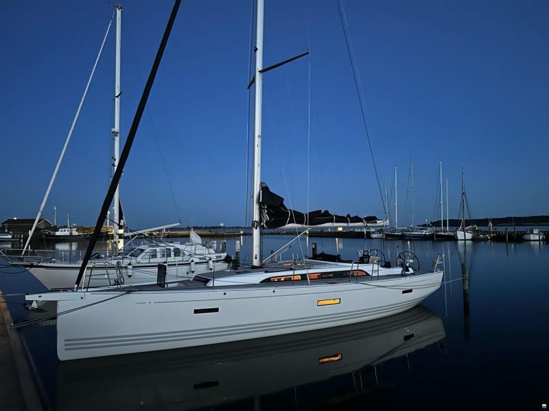 X-Yachts 4.3