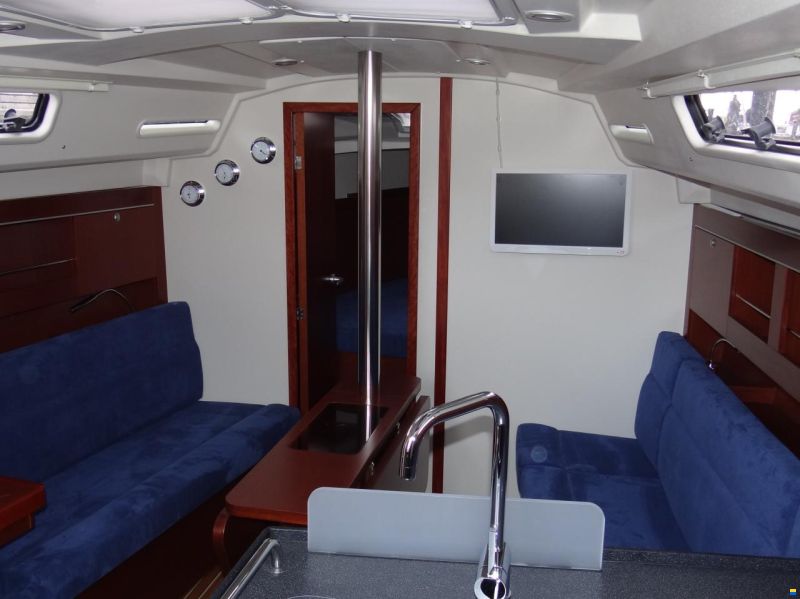 Hanse 345