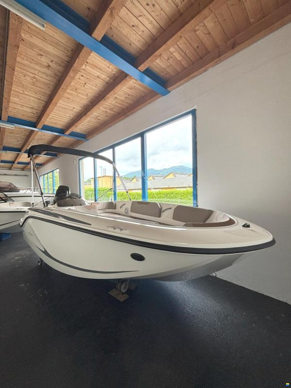 Quicksilver Activ 475 Axess