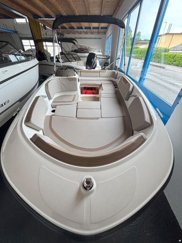 Quicksilver Activ 475 Axess