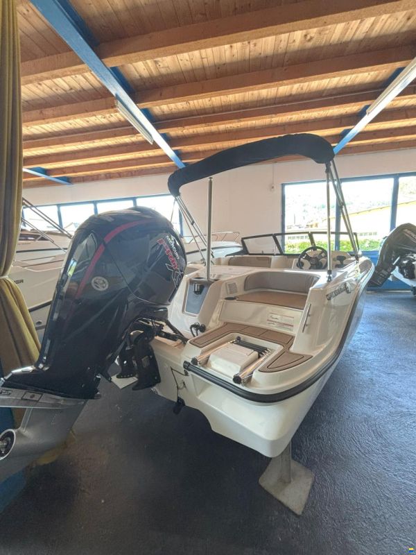 Quicksilver Activ 525 Axess