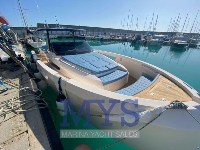 Cayman 400 WA