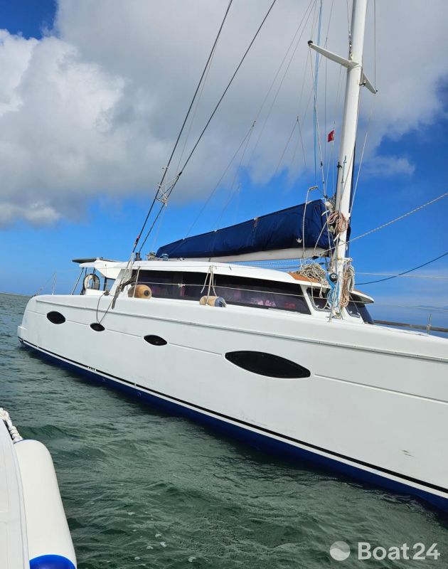 Fountaine Pajot SALINA 48