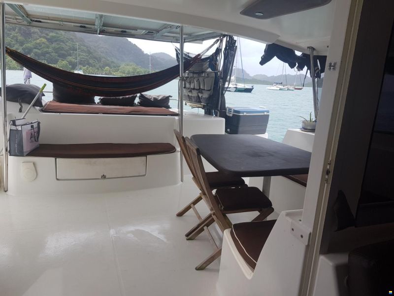 Fountaine Pajot SALINA 48
