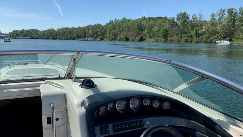 Sea Ray 240 Overnighter