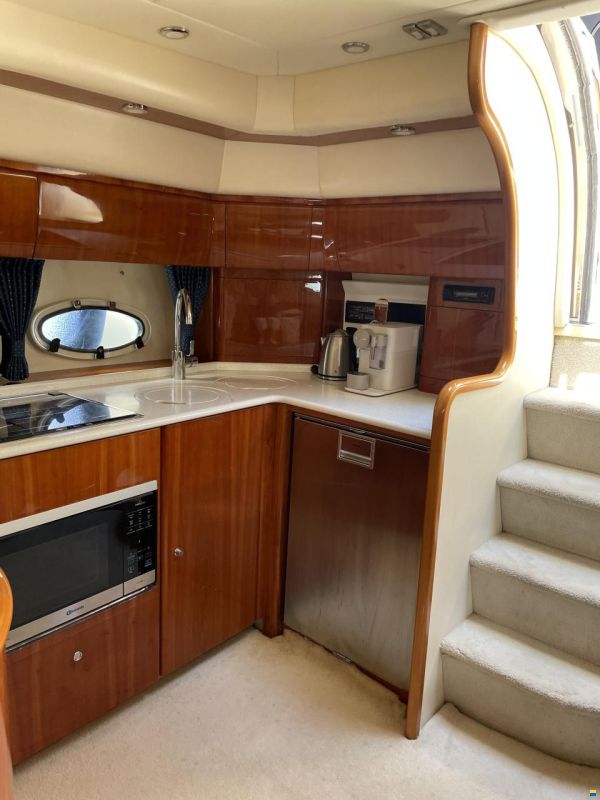 Princess V42
