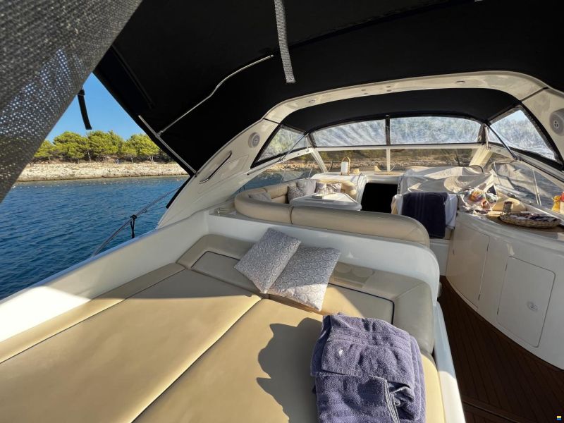 Princess V42