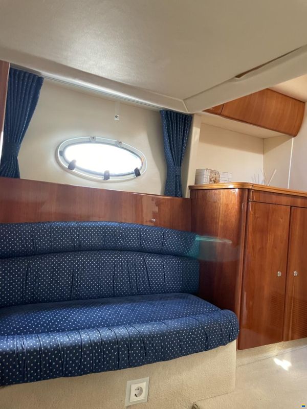 Princess V42