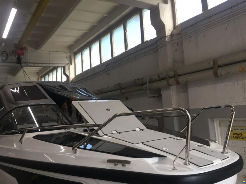 NorthMaster 760Cruiser T-Top