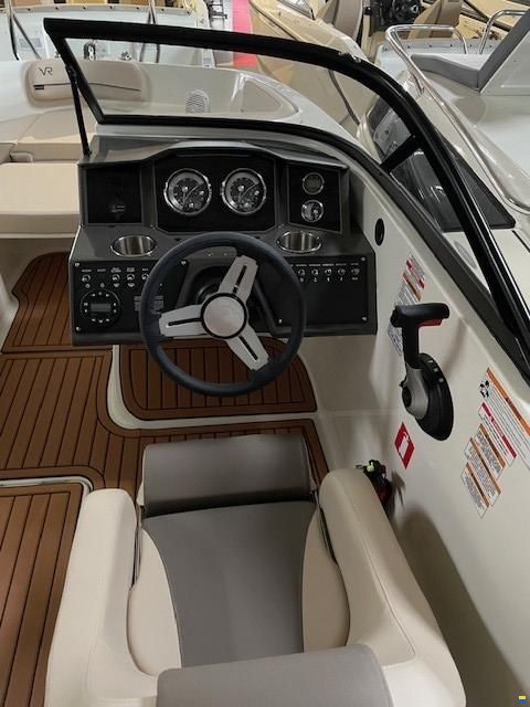 Bayliner VR 6 OE