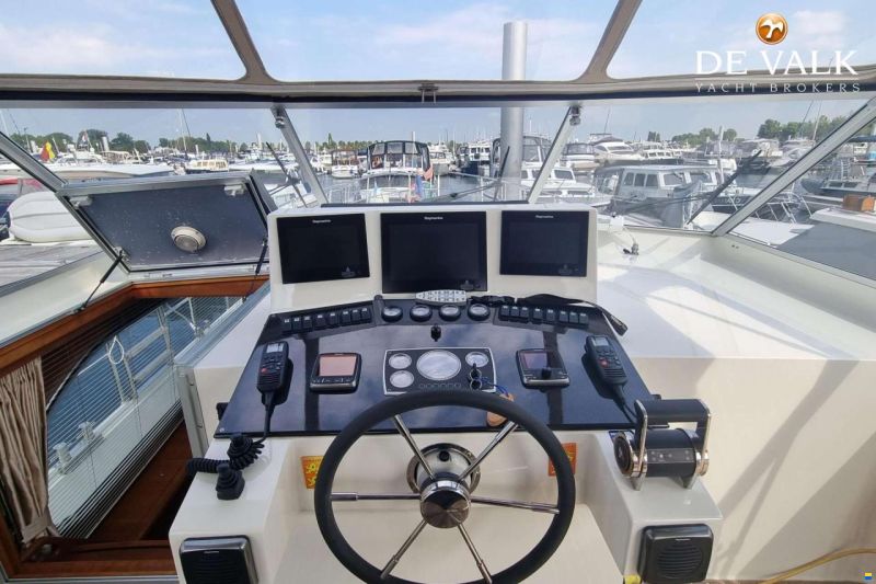 Vischer Yachting Custom 125AC