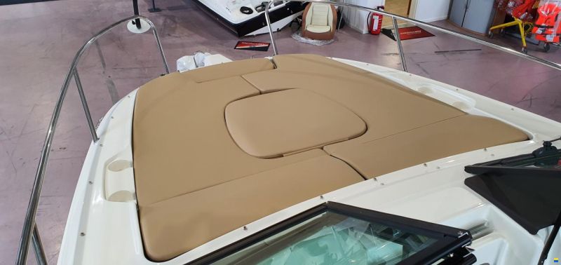 Sea Ray 230 SSOE
