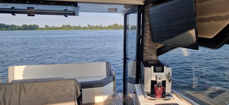 Galeon 425 HTS