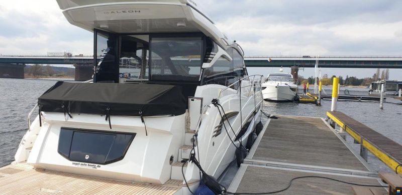 Galeon 425 HTS