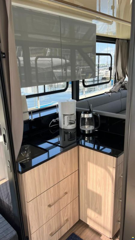 Cobra Futura 36 Fly