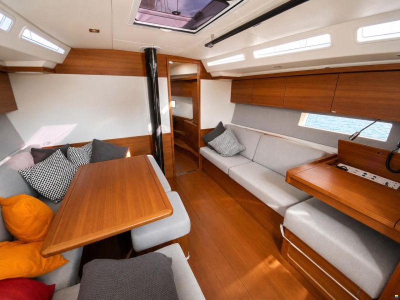 Solaris 44