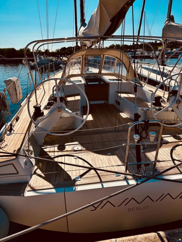 Solaris 44