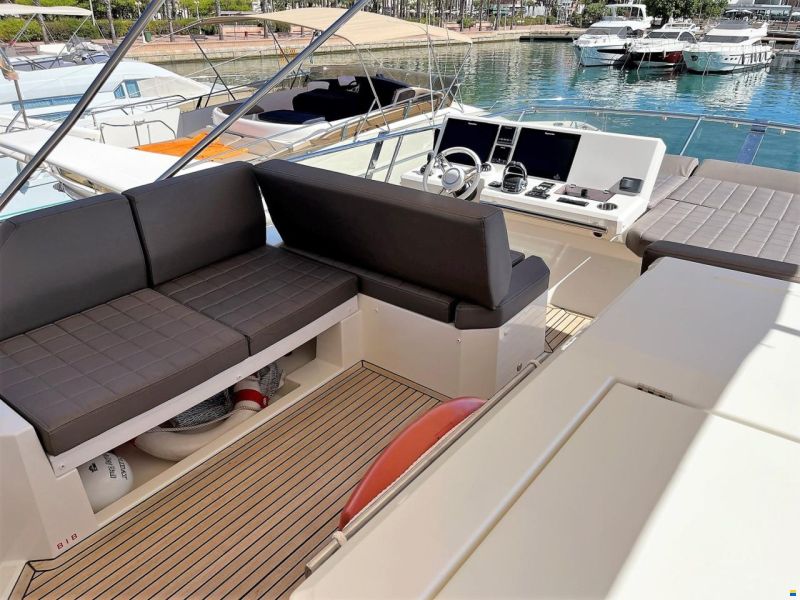 Jeanneau Prestige 630