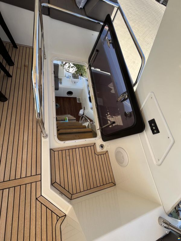 Jeanneau Prestige 630