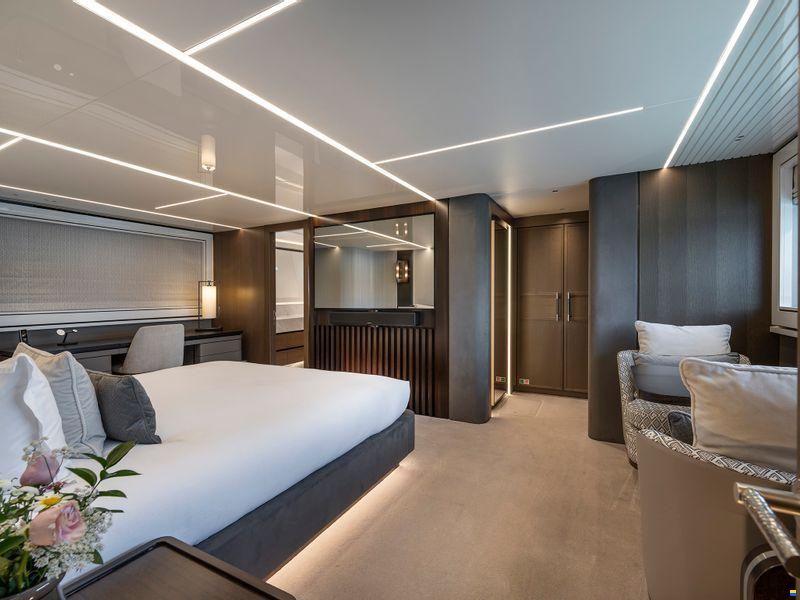 Sunseeker 90 Ocean