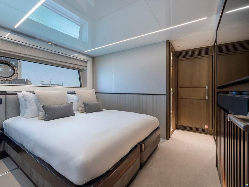 Sunseeker 90 Ocean