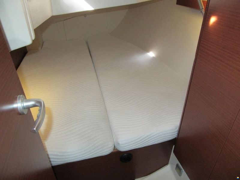 Hanse 348