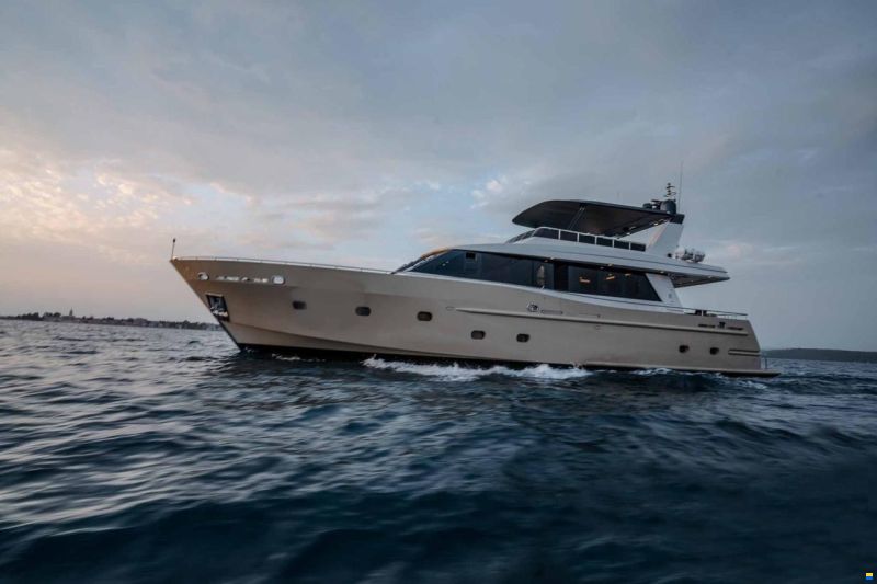 Oceanco 25M - REFIT !!