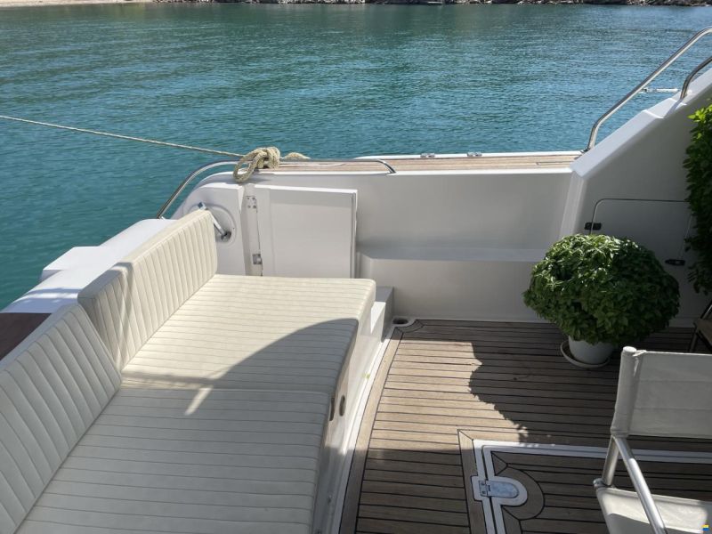 Princess 62
